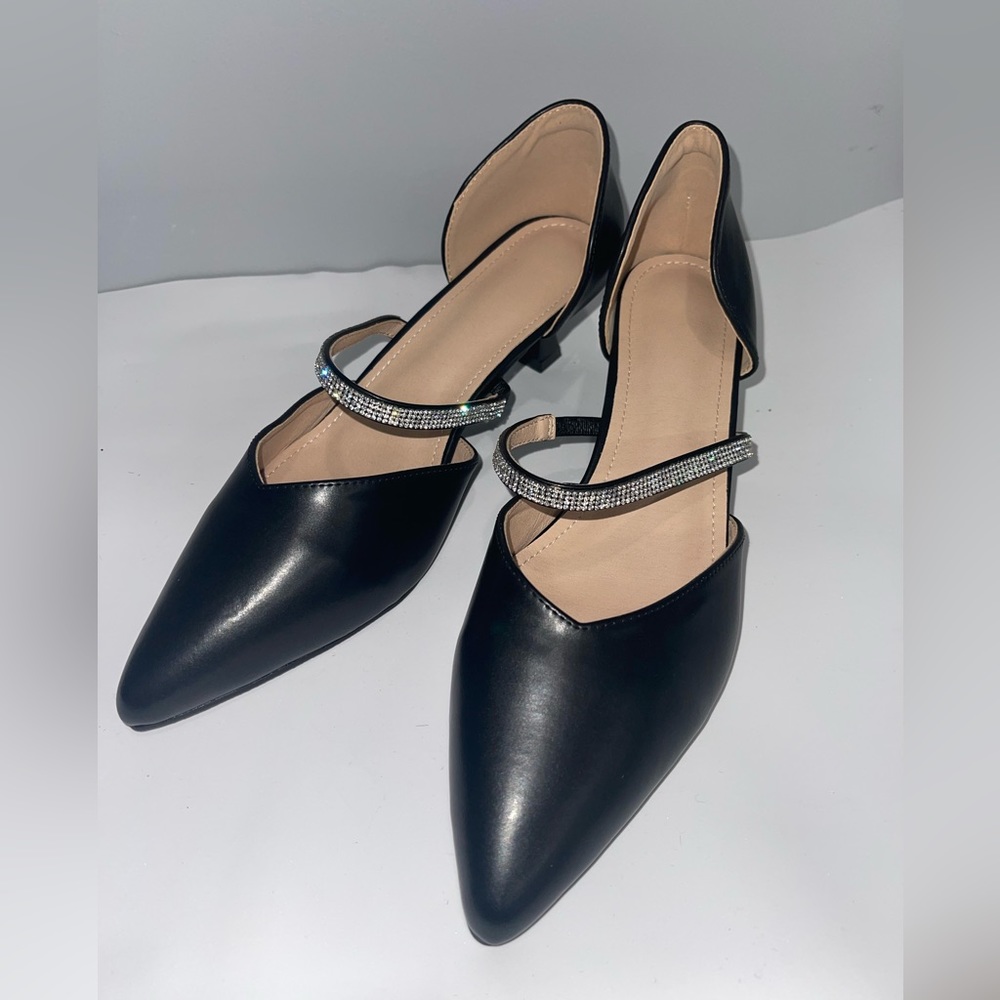 Women evening pumps